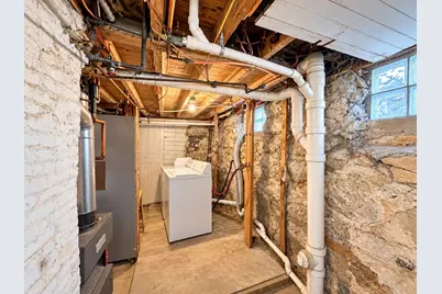 39 Sycamore St, New Bedford, MA 02740 - Photo 13