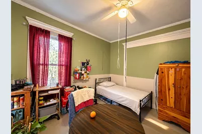 39 Sycamore St, New Bedford, MA 02740 - Photo 5