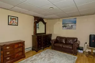 274 Gilbert Ave, Springfield, MA 01119 - Photo 15