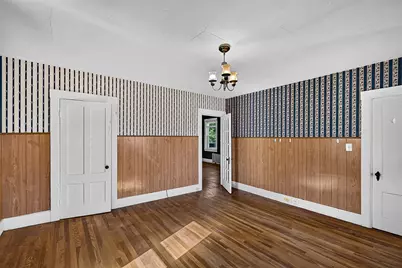 9 Fulton St, Fitchburg, MA 01420 - Photo 11