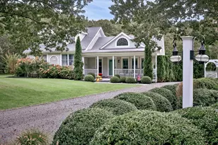 6 Hollow Way, Edgartown, MA 02539 - Photo 1