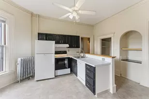 33 Mattoon St, Springfield, MA 01105 - Photo 11