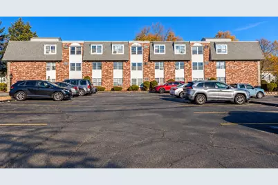 137 Pine St #2, Lowell, MA 01851 - Photo 3