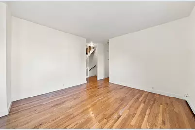 166 Raymond St #166, Cambridge, MA 02140 - Photo 9