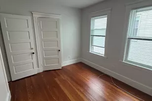 21 Lyon St, Boston, MA 02122 - Photo 15