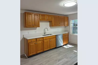 28 Aldrich #B, Watertown, MA 02478 - Photo 3