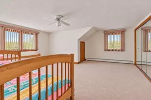 25 Venice Ave, Saugus, MA 01906 - Photo 17