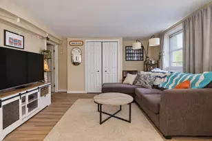 25 Venice Ave, Saugus, MA 01906 - Photo 25