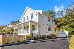 14 Highland Ave, Newburyport, MA 01950 - Photo 1