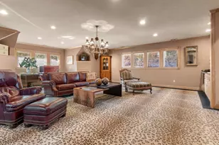 8 Hawk Hill Ln, Ipswich, MA 01938 - Photo 21