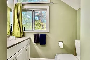 197 Lake St, Weymouth, MA 02189 - Photo 17