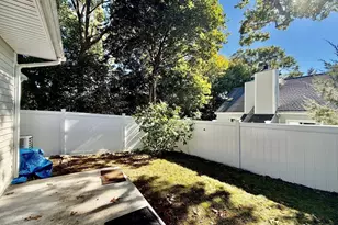 197 Lake St, Weymouth, MA 02189 - Photo 21