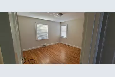44 Pilgrim Rd, Watertown, MA 02472 - Photo 11