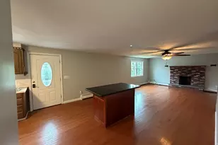 79R W Britannia St, Taunton, MA 02780 - Photo 5