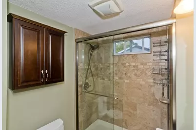 314 Carew St, Chicopee, MA 01020 - Photo 15