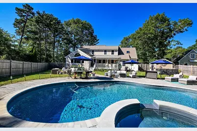 14 Bayshore Dr, Mashpee, MA 02649 - Photo 37