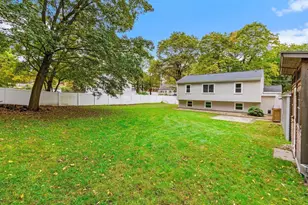 71 Conlyn Ave, Franklin, MA 02038 - Photo 9
