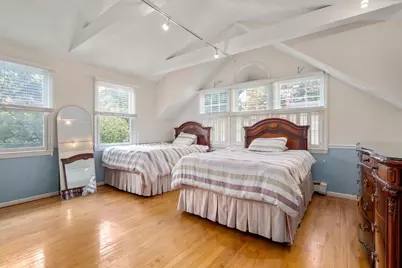 65 Bernard St, Newton, MA 02461 - Photo 17