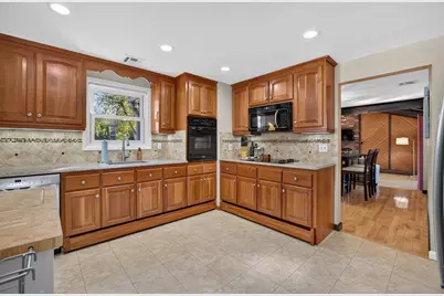 23 Birch Rd, Waltham, MA 02451 - Photo 7