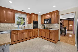 23 Birch Rd, Waltham, MA 02451 - Photo 7
