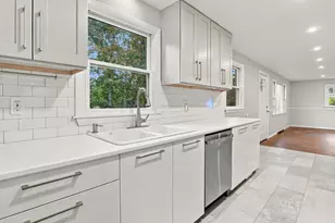 5 White Pine Ln, Kingston, MA 02364 - Photo 3