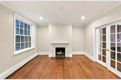 61 W Cedar St #1, Boston, MA 02114 - Photo 11