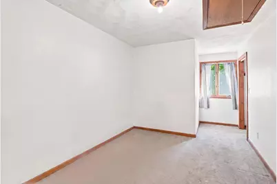 27 Malvern St, Waltham, MA 02451 - Photo 23