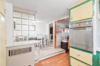 27 Malvern St, Waltham, MA 02451 - Photo 15