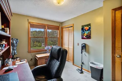 8 Oriole Dr, Agawam, MA 01030 - Photo 23
