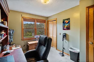 8 Oriole Dr, Agawam, MA 01030 - Photo 23