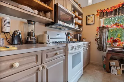 8 Oriole Dr, Agawam, MA 01030 - Photo 13