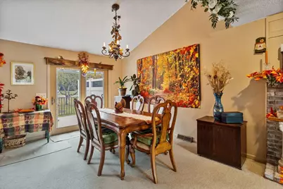 8 Oriole Dr, Agawam, MA 01030 - Photo 7