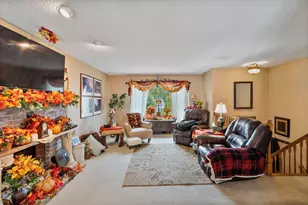 8 Oriole Dr, Agawam, MA 01030 - Photo 5