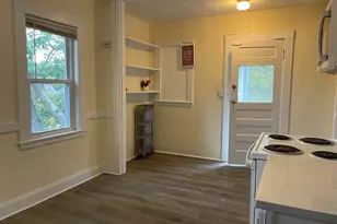 85 Town Hill St, Quincy, MA 02169 - Photo 7