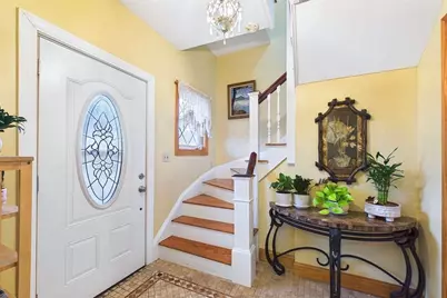 83 Desoto Rd, Boston, MA 02132 - Photo 5
