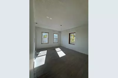 29 Lincoln St, Millville, MA 01529 - Photo 11
