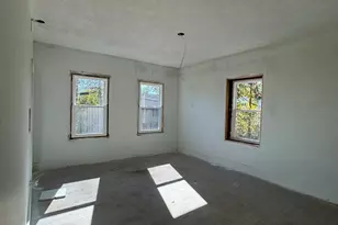 29 Lincoln St, Millville, MA 01529 - Photo 11