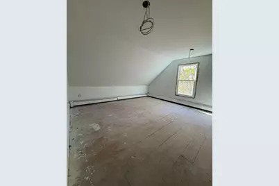 29 Lincoln St, Millville, MA 01529 - Photo 19