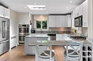 52 Cloutmans Ln, Marblehead, MA 01945 - Photo 9