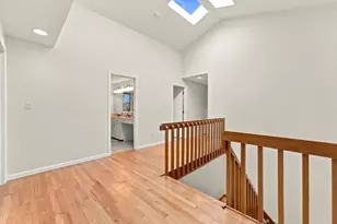 692 Wolf Swamp Rd, Longmeadow, MA 01106 - Photo 21