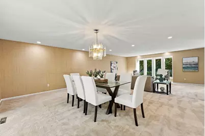 692 Wolf Swamp Rd, Longmeadow, MA 01106 - Photo 9
