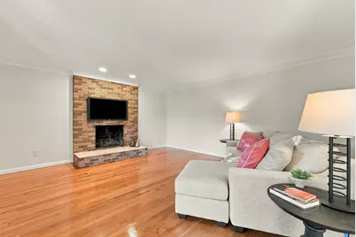 692 Wolf Swamp Rd, Longmeadow, MA 01106 - Photo 19
