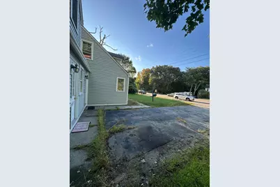 1495 Grafton Rd, Millbury, MA 01527 - Photo 9