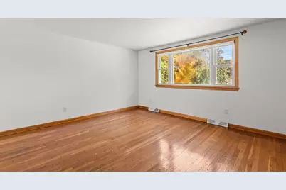 28 Eames Ave, Brockton, MA 02302 - Photo 7
