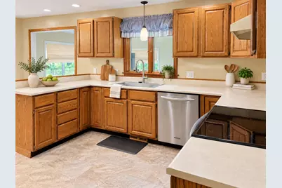138 Slate Rd, Chicopee, MA 01020 - Photo 9