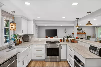 103 James Cir, Mashpee, MA 02649 - Photo 11