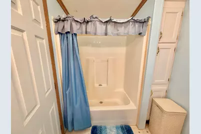 30 Holiday Cir, Chicopee, MA 01020 - Photo 17