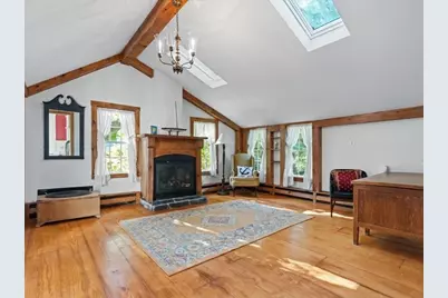 1015 Hortonville Rd, Swansea, MA 02777 - Photo 7