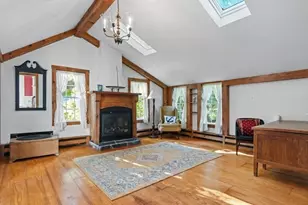 1015 Hortonville Rd, Swansea, MA 02777 - Photo 7