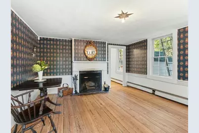 1015 Hortonville Rd, Swansea, MA 02777 - Photo 13